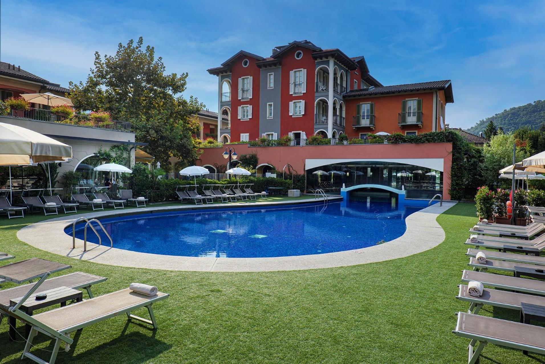 Aquazzurra Resort & Aparthotel 카노비오 외부 사진