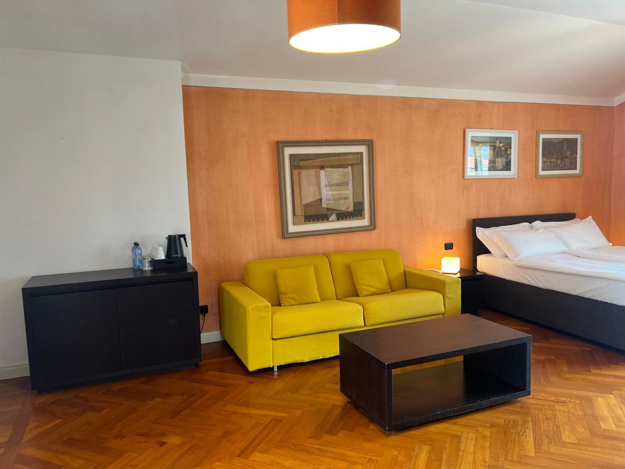 Aquazzurra Resort & Aparthotel 카노비오 외부 사진