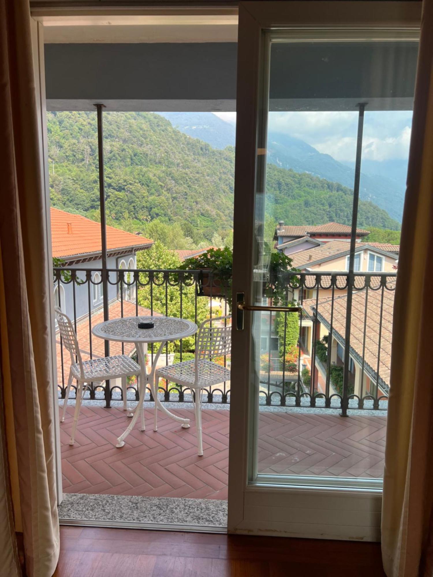 Aquazzurra Resort & Aparthotel 카노비오 외부 사진