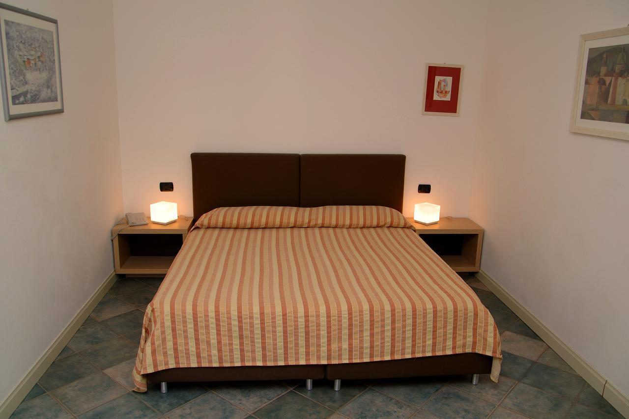 Aquazzurra Resort & Aparthotel 카노비오 외부 사진
